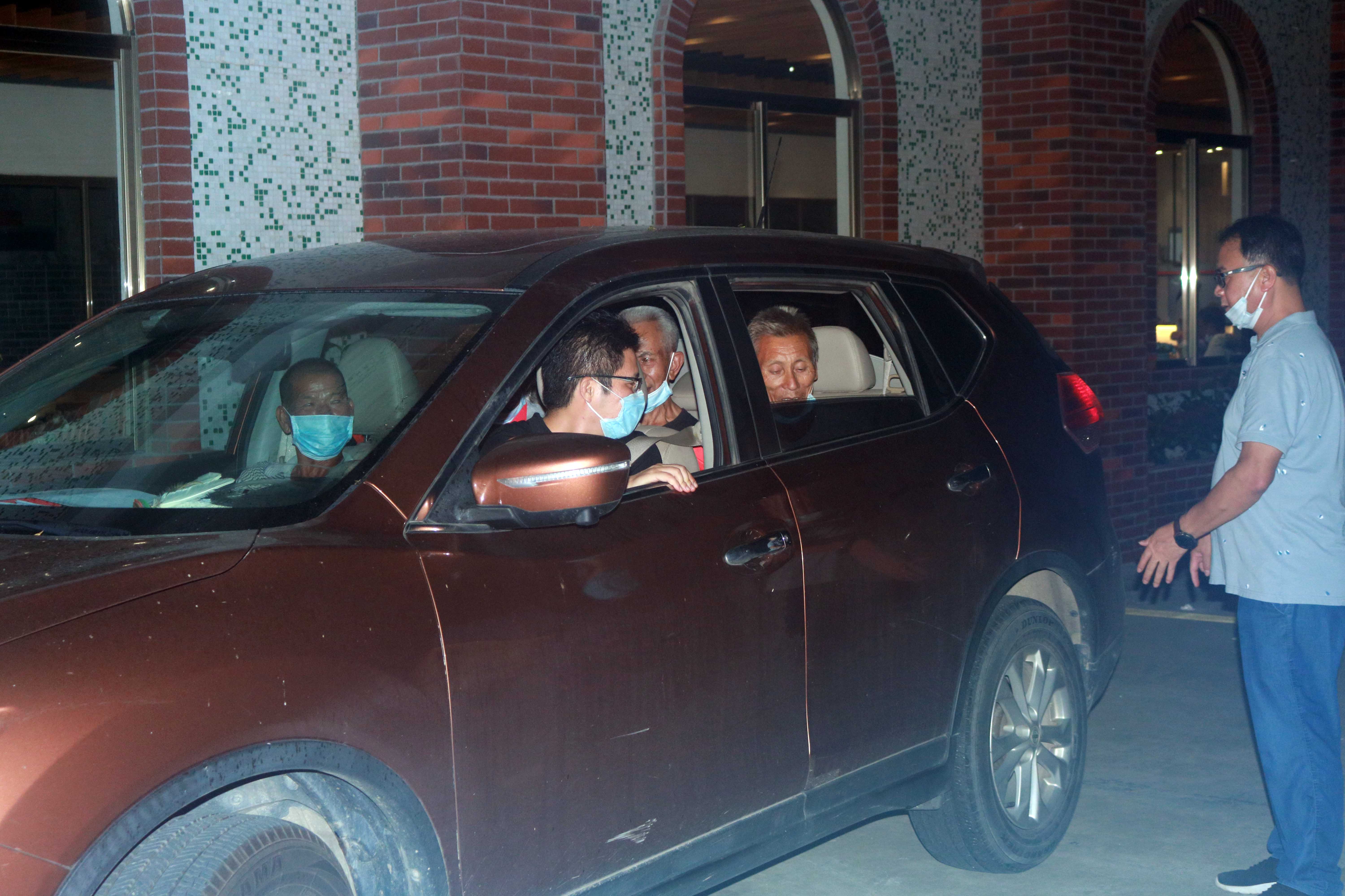 利用私车接送 (2).jpg