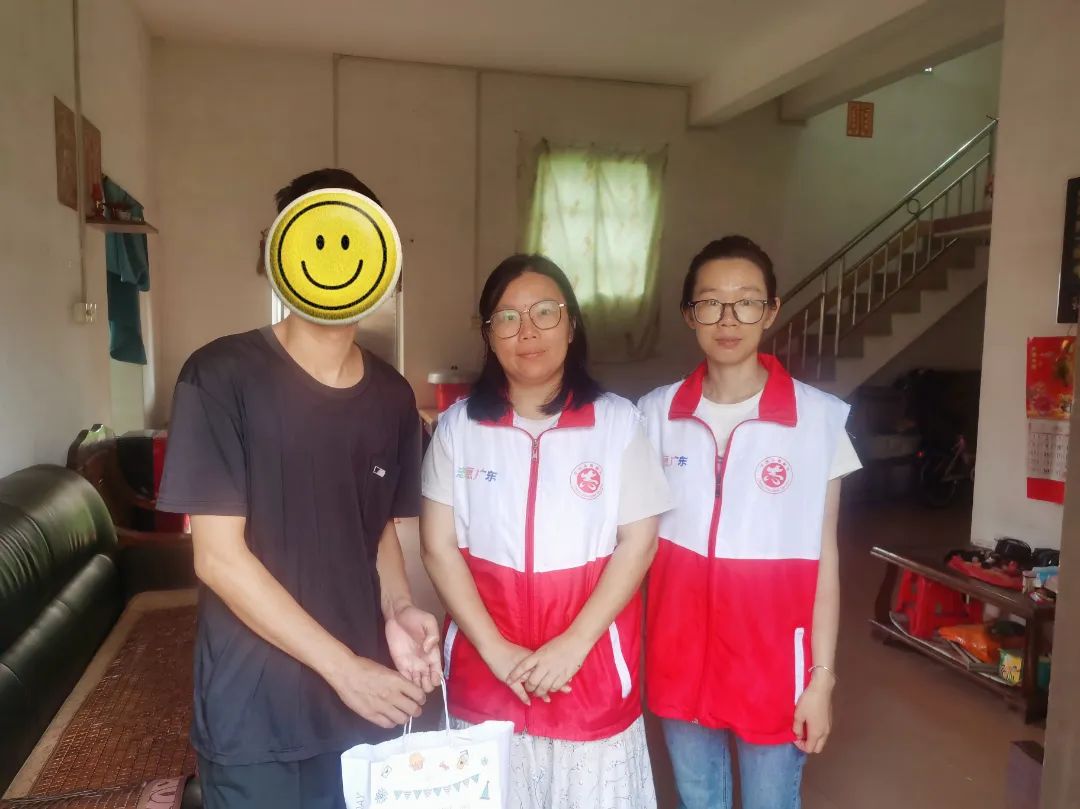 走访慰问 (4).jpg 图片