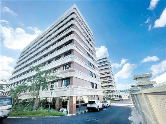 19261689703071442.jpg 图片