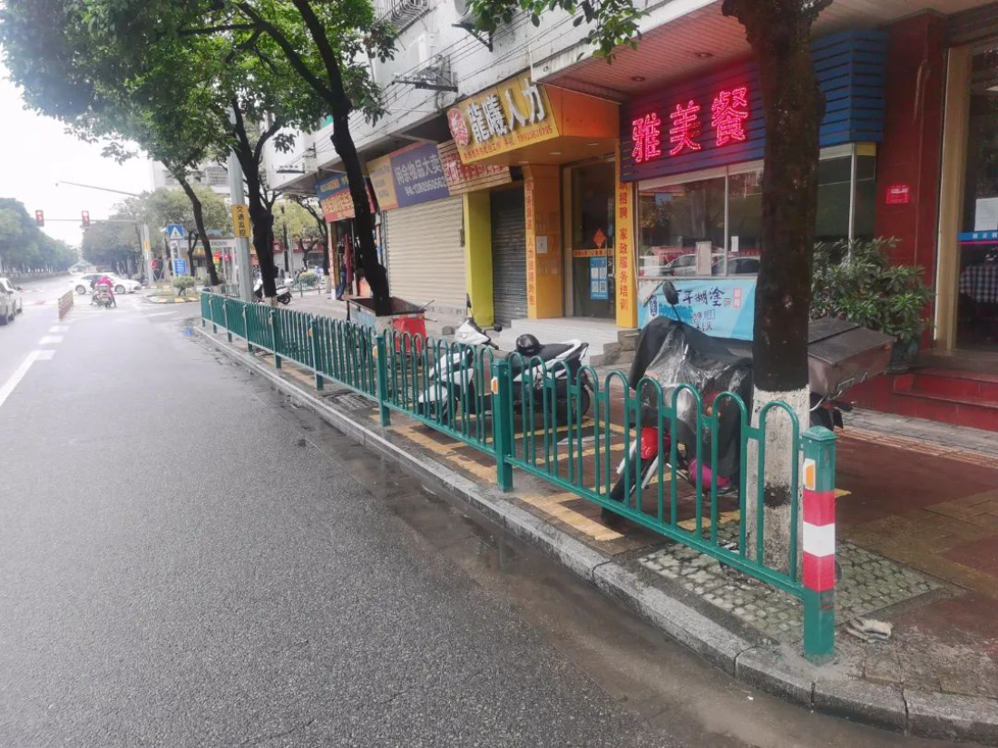 护栏 (整改后).jpg 图片