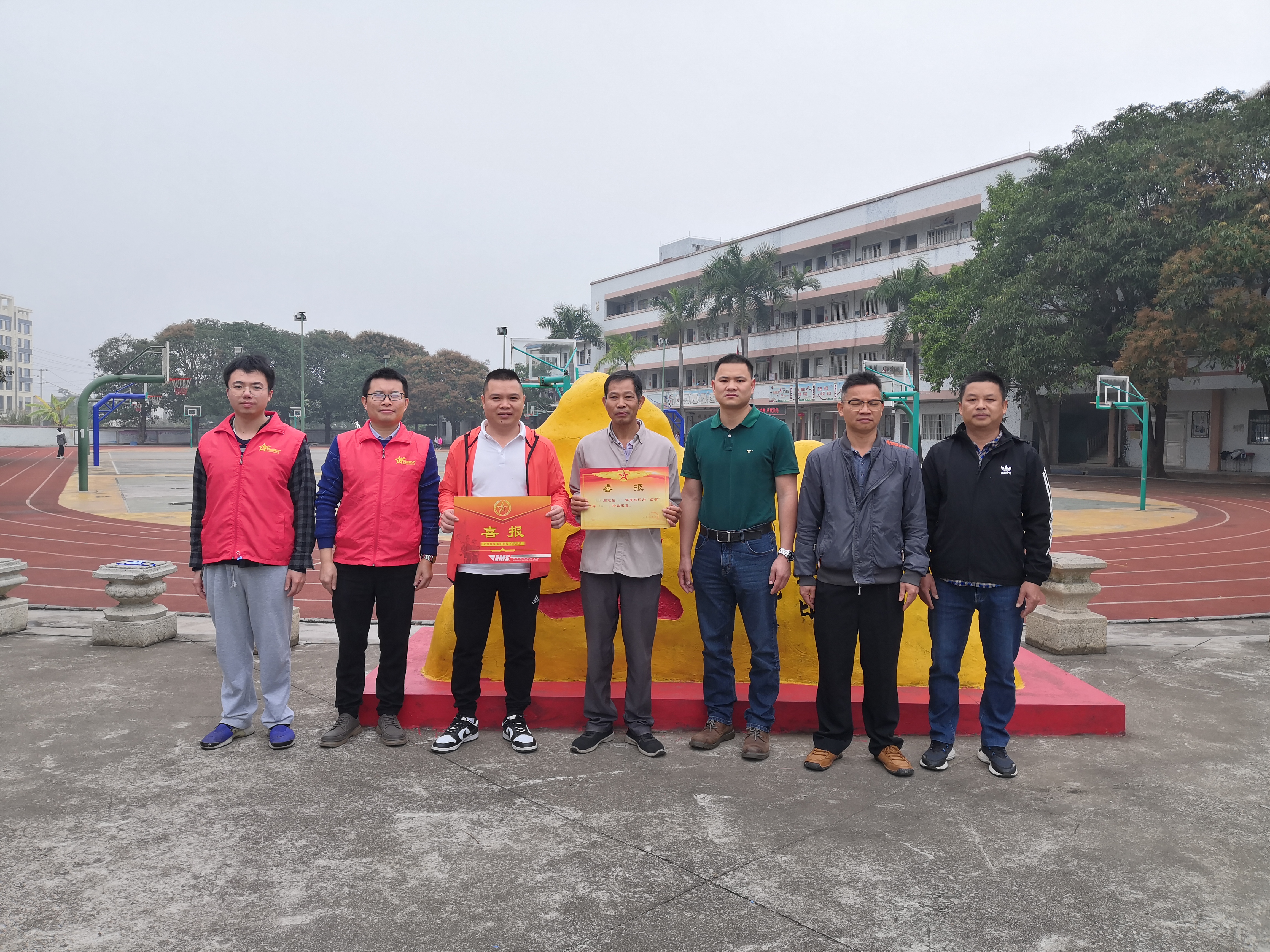 2. 游东村吴健龙“四有“优秀士兵.jpg