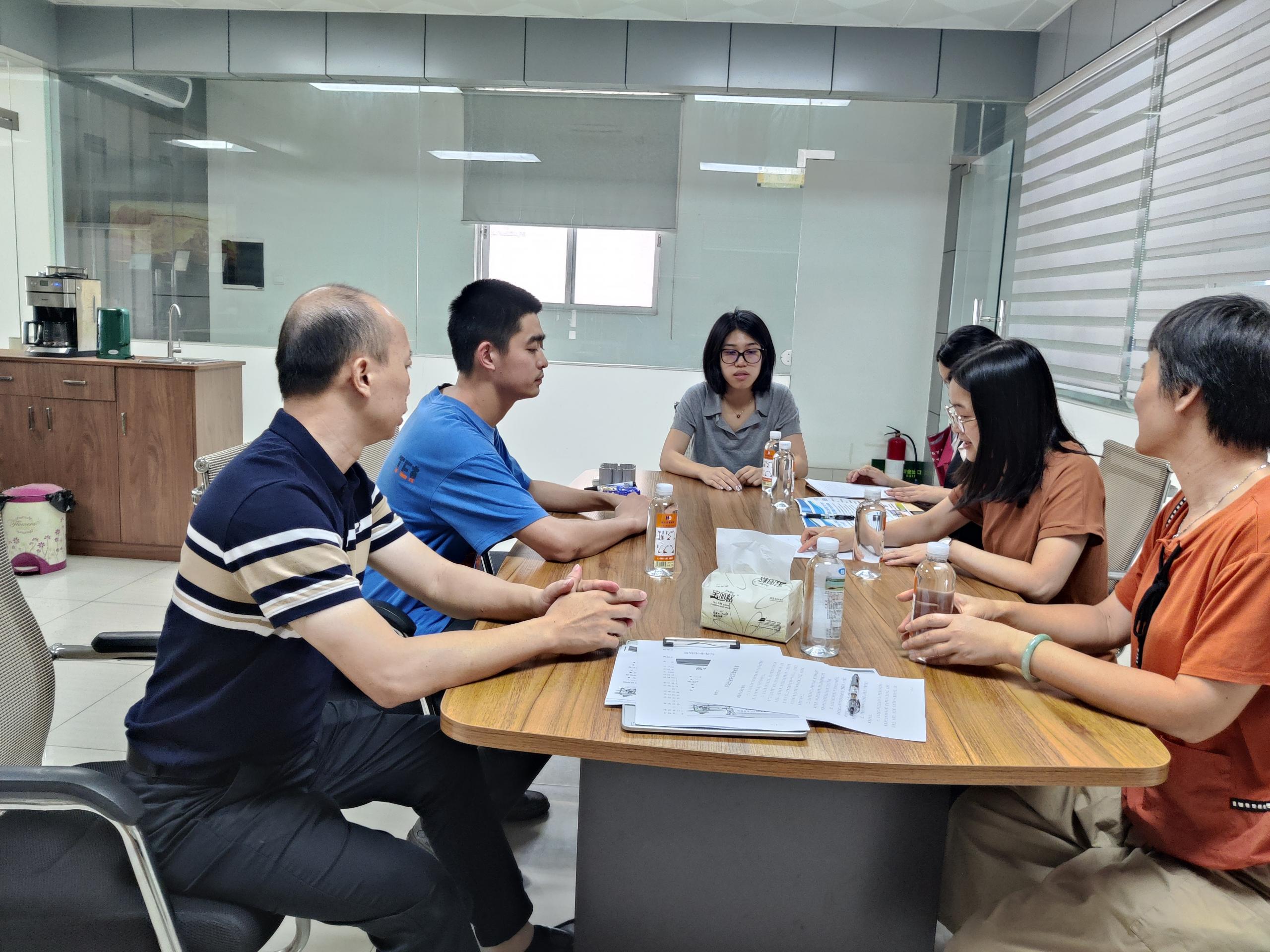 海棠直播
科工商务局开展高处防坠落作业督导工作情况简报.wps_6