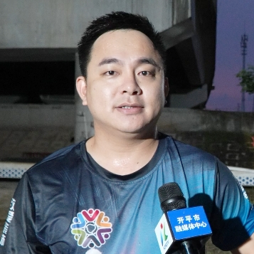 同期声2 水口镇榄冲龙舟队队员 何勤俭_副本.png