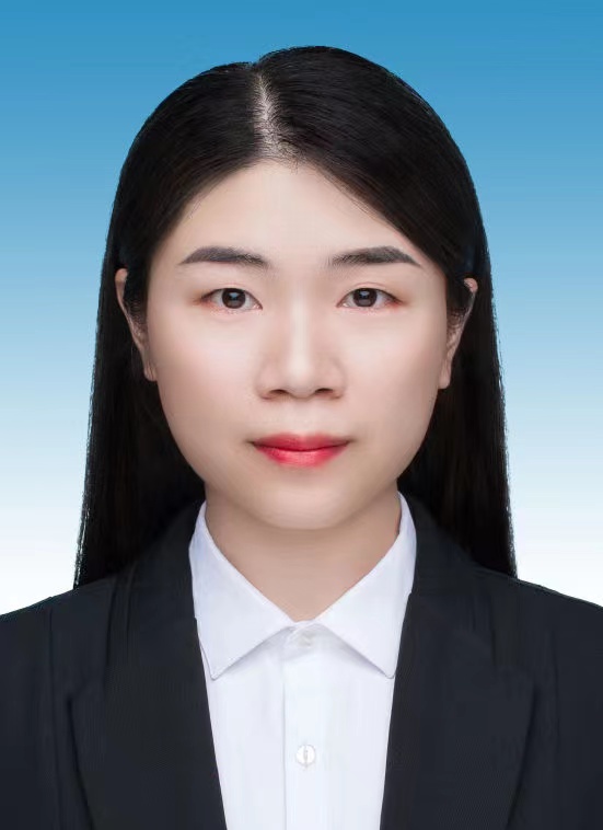 熊芷莹 13760513407.jpg