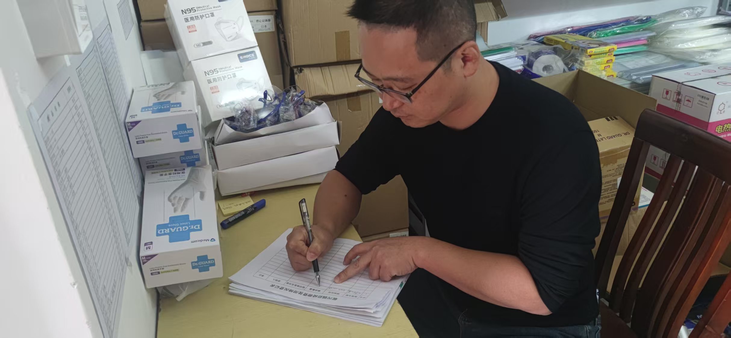 海棠直播
退役军人第66期工作简报 用军人的忠诚与担当  坚强筑牢疫情防控防线.doc_2